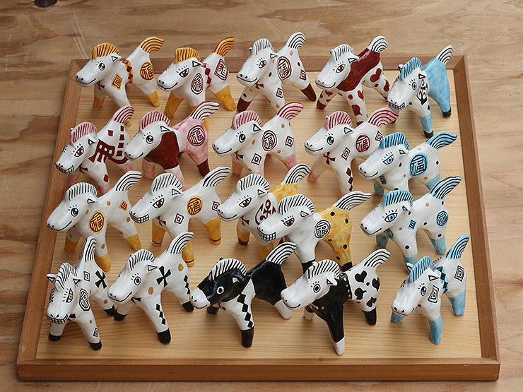 山口祥治の2026干支置物・「ウマジャロウ」ご予約承ります