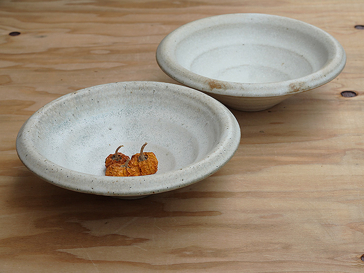 山本一仁個展の器・白釉玉縁鉢・1484