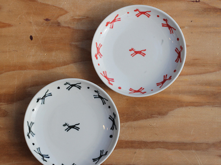 ウマくいく・4寸皿